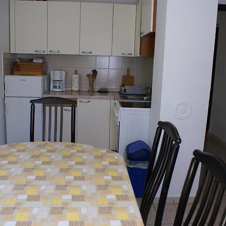Apartment Ana M Krk Town Exterior foto
