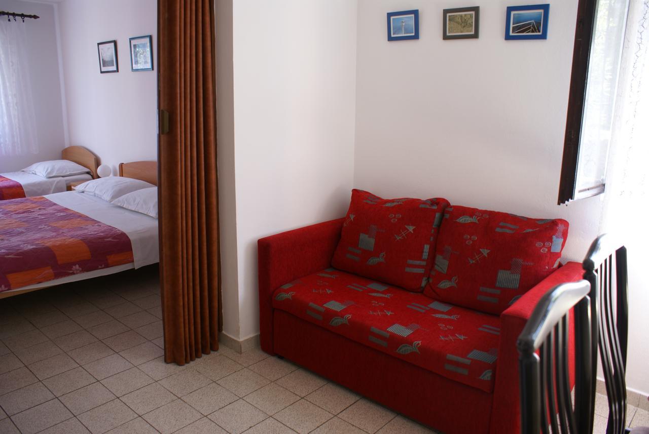 Apartment Ana M Krk Town Exterior foto